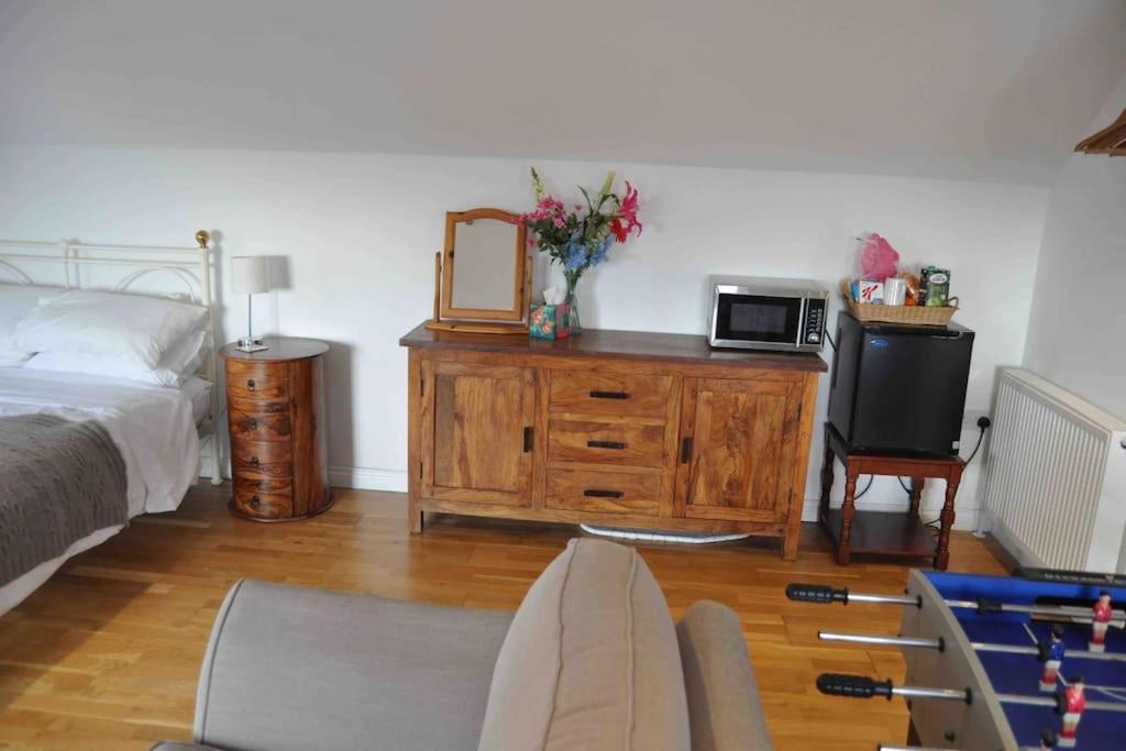 Bed@Byways, Holton Apartment Wincanton Bagian luar foto